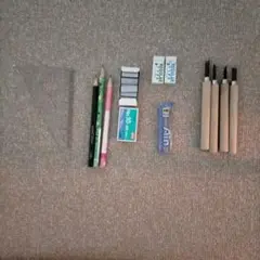 文房具セット 鉛筆・消しゴム 三角定規 ホッチキス針 彫刻刀 シャーペンの芯