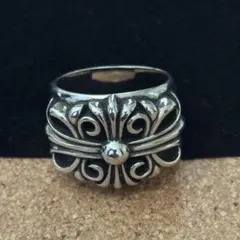 フローラルクロスリング