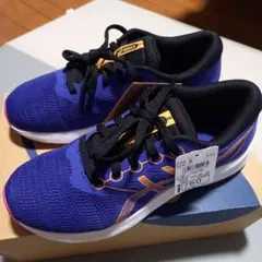 アシックスレーザービーム22.5