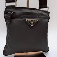プラダ テスートナイロン クロスボディ ショルダーバッグ サコッシュ ブラック