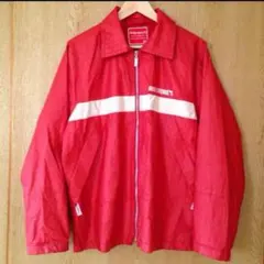 赤 ブルゾン