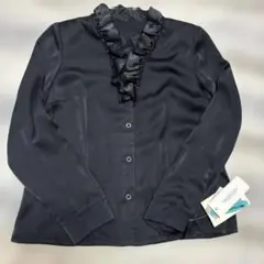 ♡未使用♡黒　フリル付き長袖ブラウス