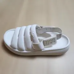 【美品　試着のみ】UGG ホワイト サンダル