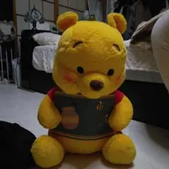 プーさん 大きいぬいぐるみ 赤いシャツ