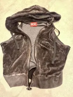 DIESEL 黒 フード付きベスト