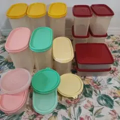 タッパーウェア食品保存容器 セット 多種形状17点のサムネイル