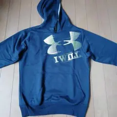 UNDER ARMOUR ネイビー フード付きパーカー140サイズ