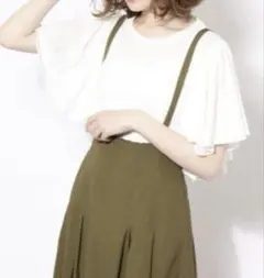 ローズバッドROSE BUDプルオーバーふりる半袖Tシャツのサムネイル