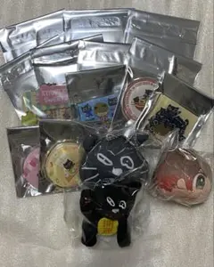 キヨくじ　アクリルスタンド　ステッカー　ぬいぐるみ