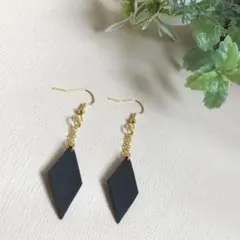 Item thumbnail for item be46a1c2-8383-48dd-ae2d-6a3871885ad6