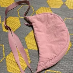 UNIQLO ラウンドミニショルダーバッグ