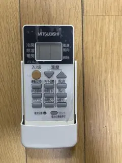 三菱エアコンリモコン RH101413EL ホルダ付 動作品MITSUBISHIのサムネイル
