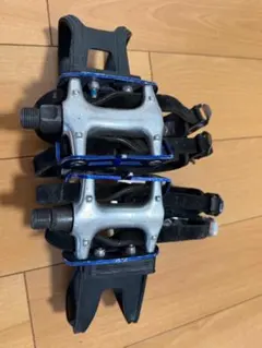 SOMA 自転車 ペダル トゥークリップ ストラップ付き 左右セット 中古のサムネイル