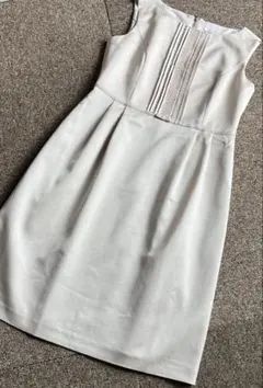 希少サイズ　TOCCA 6 ノースリーブひざ丈ワンピース ベージュ