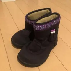 オシュコシュ　ビゴッシュ　キッズブーツのサムネイル