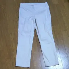 レギンスパンツ　ユニクロ　アイボリー