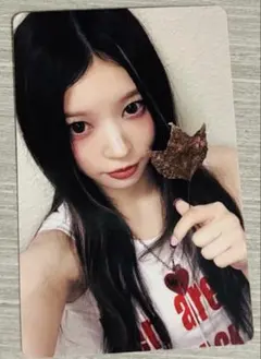 illit モカ moka yizhiyu5.0 ヨントン ラキドロ トレカ - メルカリ