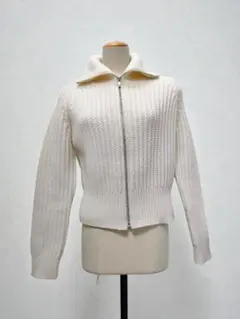 Item thumbnail for item 0540ab0b-1e41-4437-9d74-6cb90bf80a60