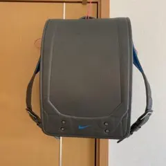 Item thumbnail for item ce42ad10-9bf5-455e-8235-ceb7f96b9527