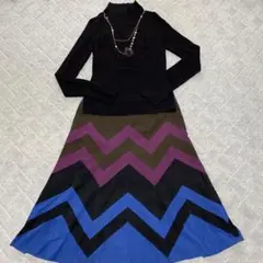 幾何学模様人工皮革スカート