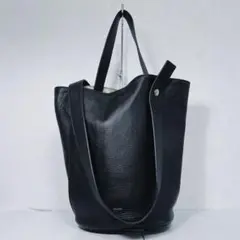 Item thumbnail for item 37b3f877-d2f1-497a-940c-77453cf8e4fe