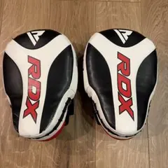 Item thumbnail for item b8abef4e-3c7b-4f49-b259-92db55ed1c35