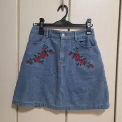 デニム花柄刺繍台形ミニスカート