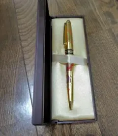 Item thumbnail for item 2d2eb08d-ae60-4981-b3ce-2f94415d7760