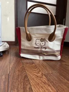 Hello Kitty トートバッグ アイボリー/レッド