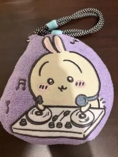 ちいかわ DJうさぎ パイル地ポーチのサムネイル