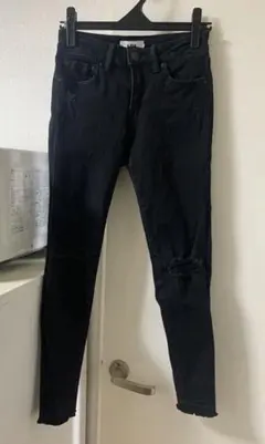 アズールバイマウジー　スキニーデニム パンツ　Sサイズ