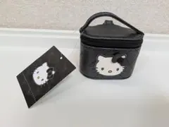 ハローキティ ミニチュアキルトシリーズ　バニティ型　アクセサリーポーチ　黒のサムネイル