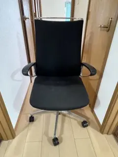 オフィスチェア　オカムラ　mode
