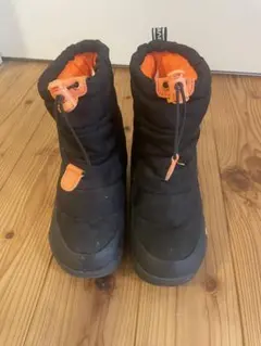 グラビス スノーブーツ 黒/オレンジ