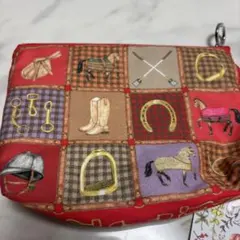 馬柄ポーチ　乗馬女子いかがでしょう