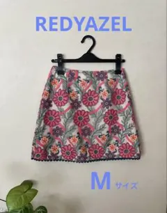 花柄刺繍 ミニスカート