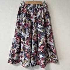 美品✨花柄フレアスカート マルチカラー ミモレ丈　華やか 可愛い
