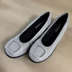 Balancoire フラットシューズ シルバー 23.0cmのサムネイル