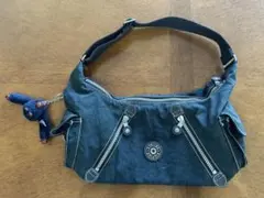 KIPLINGダークグレー ハンドバッグ 猿のチャーム付き