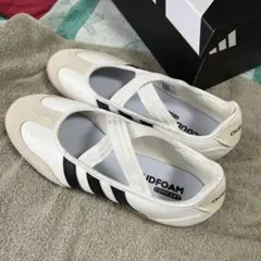 adidas バレダメリージェーンのサムネイル