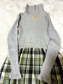 ファミリアｆダッシュグレー タートルネック チェックワンピース