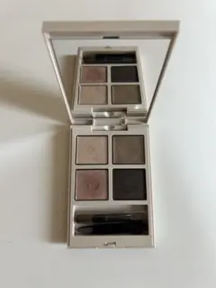 addiction ザアイシャドウパレット