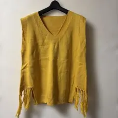 Vネック両裾フリンジ付ベスト (新品未使用)