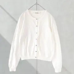 美品 プチメゾン 長袖リブニットカーディガン デザインボタンのサムネイル