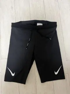 NIKE エアロスイフト　ハーフタイツ　Sサイズ