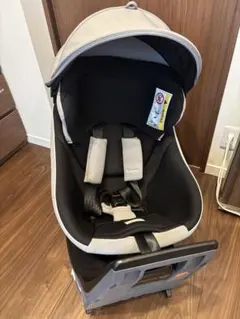 Combi 回転式チャイルドシート グレー