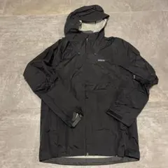 patagonia ブラック マウンテンパーカー