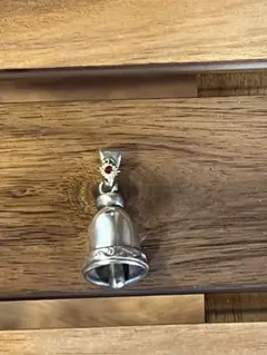 アリゾナフリーダム　ベルネックレス　ルビー入り