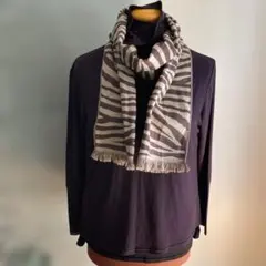 い*じ様 ゼブラ柄ストール