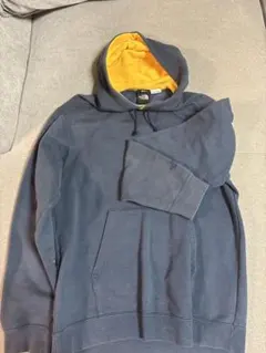THE NORTH FACE パーカー（ネイビー×イエロー）